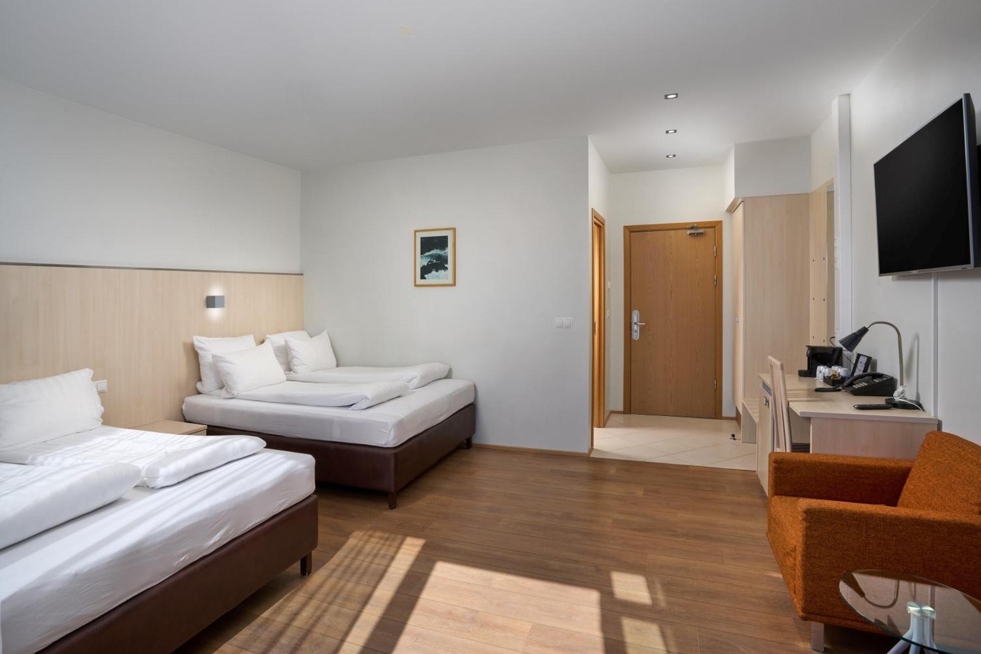 Klettur Hotel 3*
